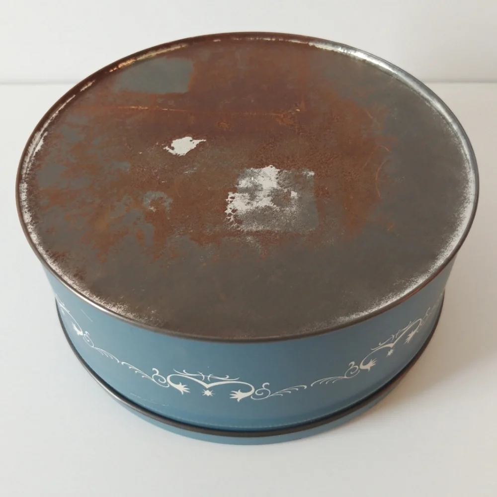 Vintage Tin Box Faux Wedgewood China Embossed Horse and Buggy Blue White